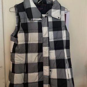 Vest by Arizona Jean used maybe once no wear or tear.